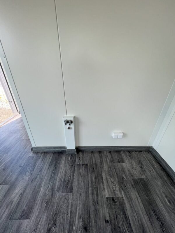 5-1-768x1024-1.jpg Module Container habitable de 21 m2