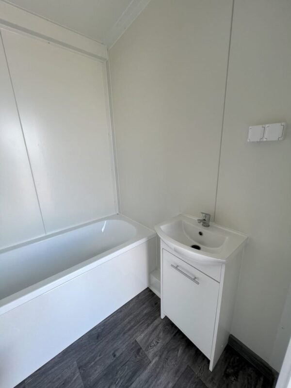 7-768x1024-1.jpg Module Container habitable de 21 m2