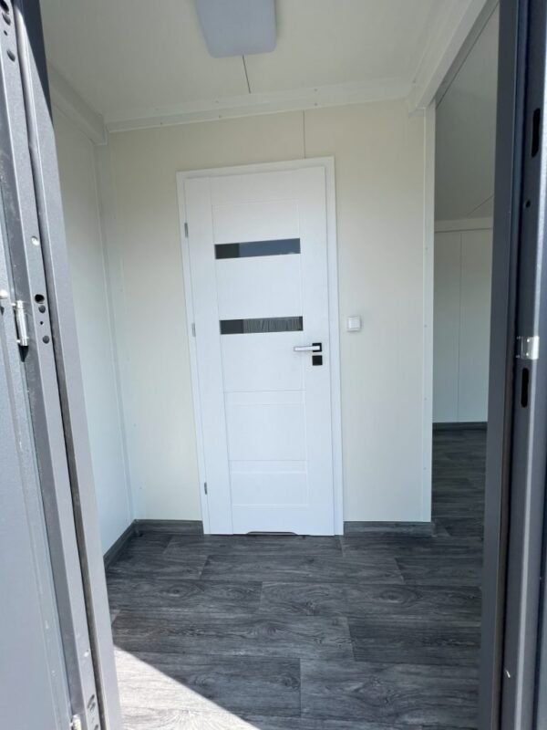 8-768x1024-1.jpg Module Container habitable de 21 m2