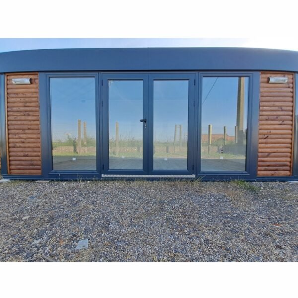 Module Préfabriqué de 13 m2 – Bardage Bois, Toit Plat + Façade Vitrée
