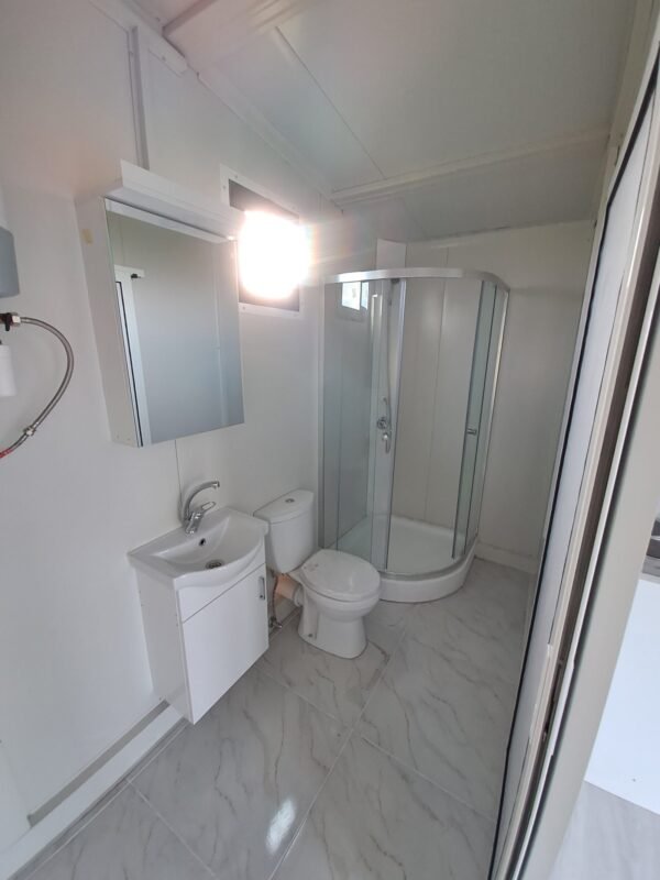 aaaaaaaaaaa.jpg Bungalow aménagé – Chalet de jardin de 28 m2