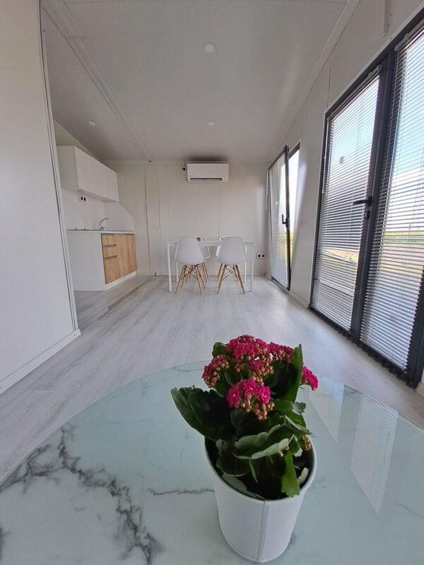 aq.jpg Bungalow aménagé – Chalet de jardin de 28 m2