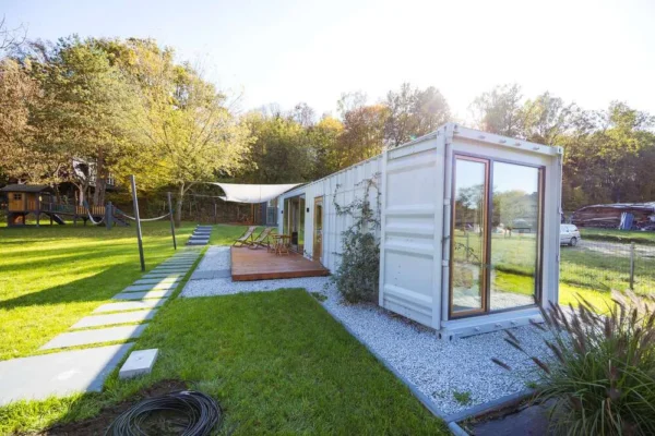 momo-development-luna-04.jpg.webp Module Container habitable de 30 m2