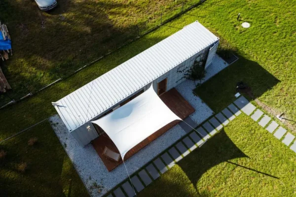 momo-development-luna-10.jpg.webp Module Container habitable de 30 m2